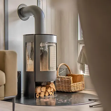 Prázdninový dům 4 Personen Luxusferienhaus Mit Sauna, Kaminofen, Klimaanlage, Kanu Und Seeblick In *