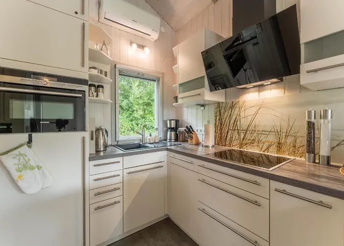 4 Personen Luxusferienhaus Mit Sauna, Kaminofen, Klimaanlage, Kanu Und Seeblick In Σπίτι διακοπών Otterndorf