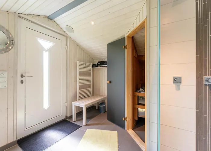 Σπίτι διακοπών 4 Personen Luxusferienhaus Mit Sauna, Kaminofen, Klimaanlage, Kanu Und Seeblick In Otterndorf