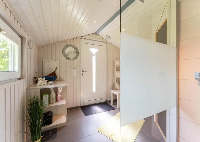 Σπίτι διακοπών 4 Personen Luxusferienhaus Mit Sauna, Kaminofen, Klimaanlage, Kanu Und Seeblick In